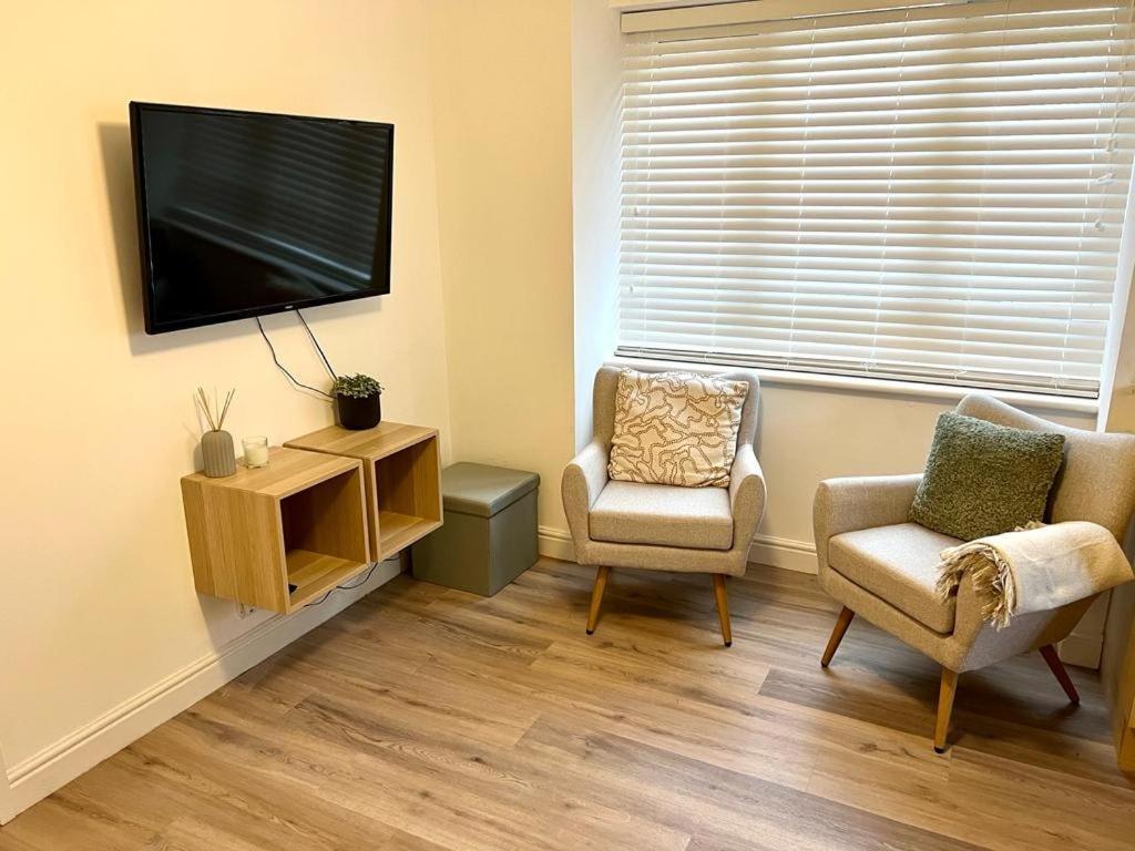 Cosy 1Bd Getaway Perfect For Couples Stamford Apartment Luaran gambar