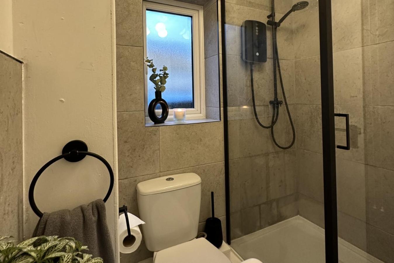 Cosy 1Bd Getaway Perfect For Couples Stamford Apartment Luaran gambar